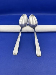 Oneida Thor FLUTED ROSE Stainless Serving Spoon USA Silverware Flatware Lot Of 2 - Picture 1 of 5