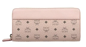 Nuevo con etiqueta MCM logotipo polvo cuero rosa con cremallera billetera larga $450 - Imagen 1 de 3
