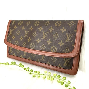 LOUIS VUITTON Pochette Dam Clutch Bag Monogram Leather LV Auth - Picture 1 of 19