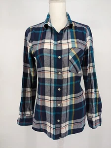NWT Old Navy Women's Blue Plaid Button Up The Classic Shirt Size Medium - Picture 1 of 11