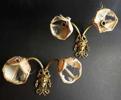 UN PAR DE LUCES DE PARED DE ESTILO CLÁSICO, TONOS ORIGINALES PARA REPARACIÓN O SHABBY CHIC Foto 1 de 4