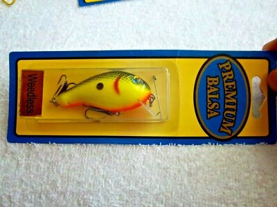 SEÑUELO SIN MALEZAS LEE SISSON 2 1/4" 343135 EN COLOR CHARTREUSE CON RESPALDO NEGRO Foto 1 de 4