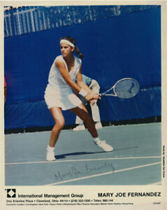 Mary Joe Fernandez SIGNED Promo 8x10 Glossy Photo Dominican Tennis Champion AUTO