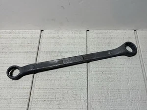Snap-On XV-4448 1-3/8" x 1-1/2" Offset Box End Wrench Made In USA - Picture 1 of 17