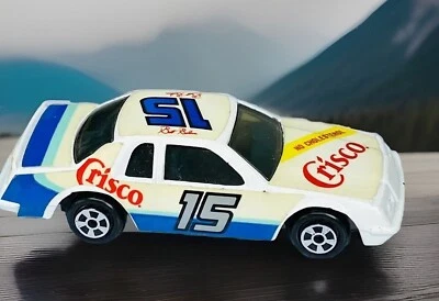 ERTL Crisco Racing 1988 Brett Bodine Thunderbird #15 réplica fundida a presión 1/64 Foto 1 de 4