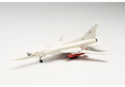 HERPA - TUPOLEV TU-22M3M Backfire. prototipo - 1/200 - HER572149 - Immagine 1 di 4