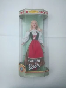 BARBIE® DA COLLEZIONE SVEDESE DOLLS OF THE WORLD 20° ANNIVERSARIO 24672 MATTEL - Foto 1 di 4