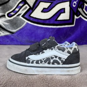 Size 5c - Vans Old Skool V Snow Leopard Grey/White Toddler Boy's Skate Shoes - Picture 1 of 8