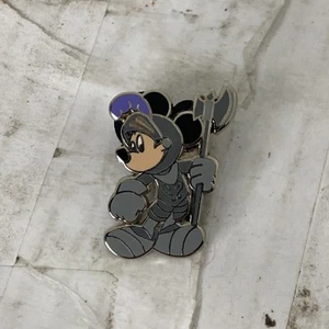 Disneyland 2009 Haunted Mansion Collection Pin Mickey as Knight - Picture 1 of 2