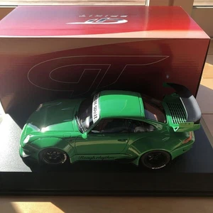 RWB Porsche 993 grün 327438 - Bild 1 von 8