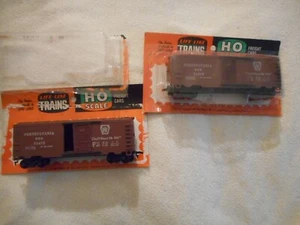 2 NOS Life-Like HO Boxcars - P.R.R. 71473 Blister Packs - Picture 1 of 2