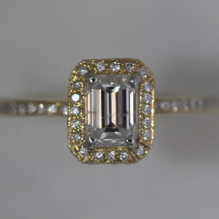 1.4+ CTW Diamond and 18k Gold Engagement Ring - Nice Emerald Cut Diamond - Image 1 of 1