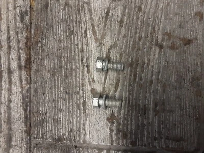 1982 82 81-83 Yamaha XV750 Virago 750 болты крепления кронштейна переднего поворотника - Изображение 1 из 4