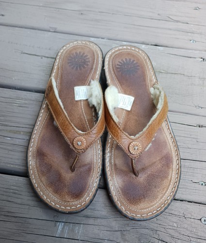 Infradito Ugg Hamoa 1791 in pelle marrone da donna taglia 8