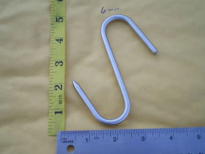 5 GANCHOS S DE ACERO PARA CARNE/AVES DE CORRAL DE ALTA RESISTENCIA, 5"X6MM. Con 1 extremo de gancho puntiagudo 2-1/4" Foto 1 de 3