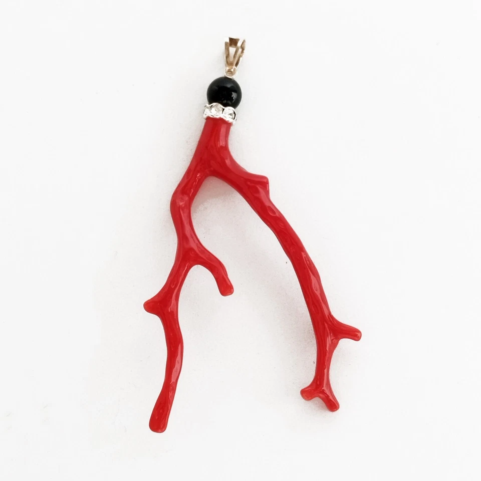 CIONDOLO RAMETTO DI CORALLO MONTATO SU ARGENTO CON ONICE NERO TORRE DEL GRECO  - Immagine 1 di 1