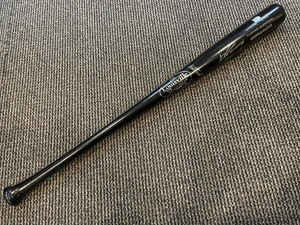 VLADIMIR GUERRERO MONTREAL EXPOS NATIONALS SIGNED BASEBALL BAT MLB AUTH - Picture 1 of 3