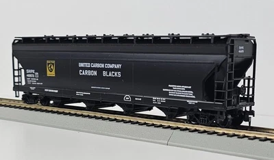 HO Athearn 1914 United Carbon Company 55' ACF Center Flow Hopper - Image 1 of 4