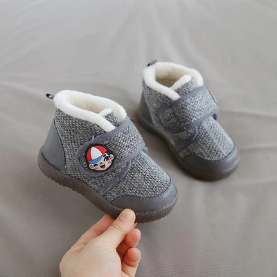 Plush baby snow boots - Image 1 of 4
