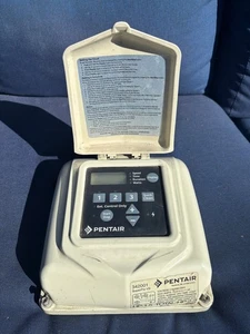 Pentair Superflo VS Pump Replacement Drive Cover 342001 FOR PARTS ONLY - Picture 1 of 5