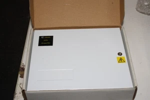 RGL Electronics CP12-10 12VDC Power Supply With Indicator - 10x Output Fuses-NEW - Picture 1 of 7