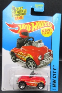 2015 HW CITY Hot Wheels Pedal Driver 74/250 (M) - Bild 1 von 2