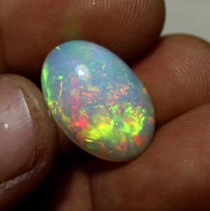 12,4 Karat 21,7x14,8 mm Natürlicher Grün Rosa Rot Feuer Äthiopischer Opal Oval Cabochon - Bild 1 von 14