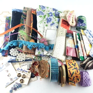 Vtg Junk Journal Smash Book Mixed Media Fabric Ephemera Scrapbook Art Collage - Picture 1 of 6