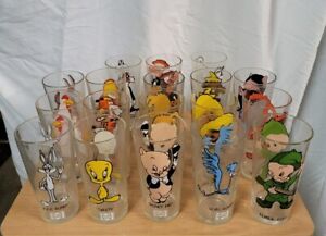 Vintage 1973 Warner Bros Looney Tunes Pepsi Collector Glasses set of 18