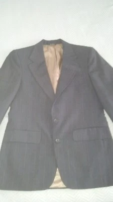 BILL BLASS 灰色胸针条纹西装外套/西装外套 37 码短裤 — 第 1/3 张图片