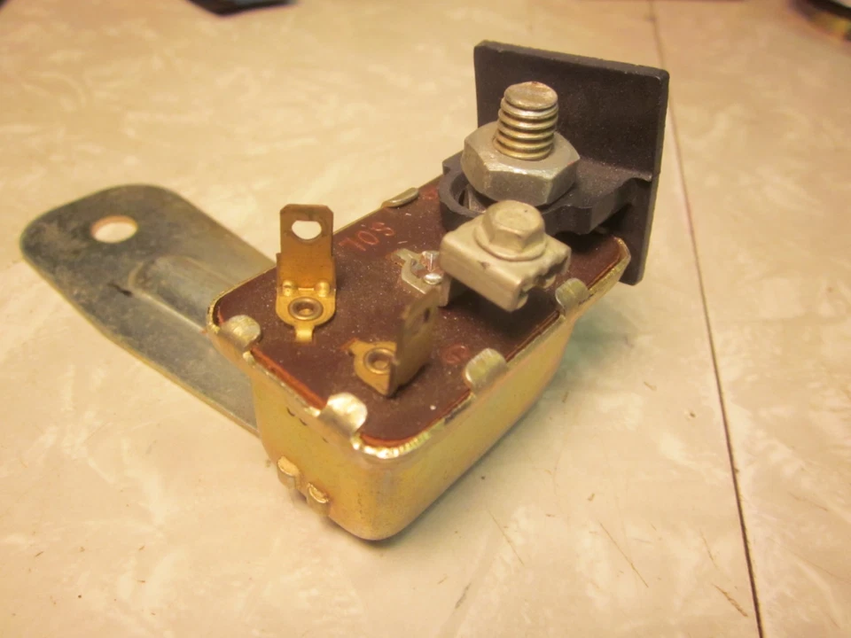 Nuevo de Lote Antiguo Mopar Starter Relé Dodge Chrysler Plymouth C Body 1969 1970 1971 1972 1973 Foto 1 de 4