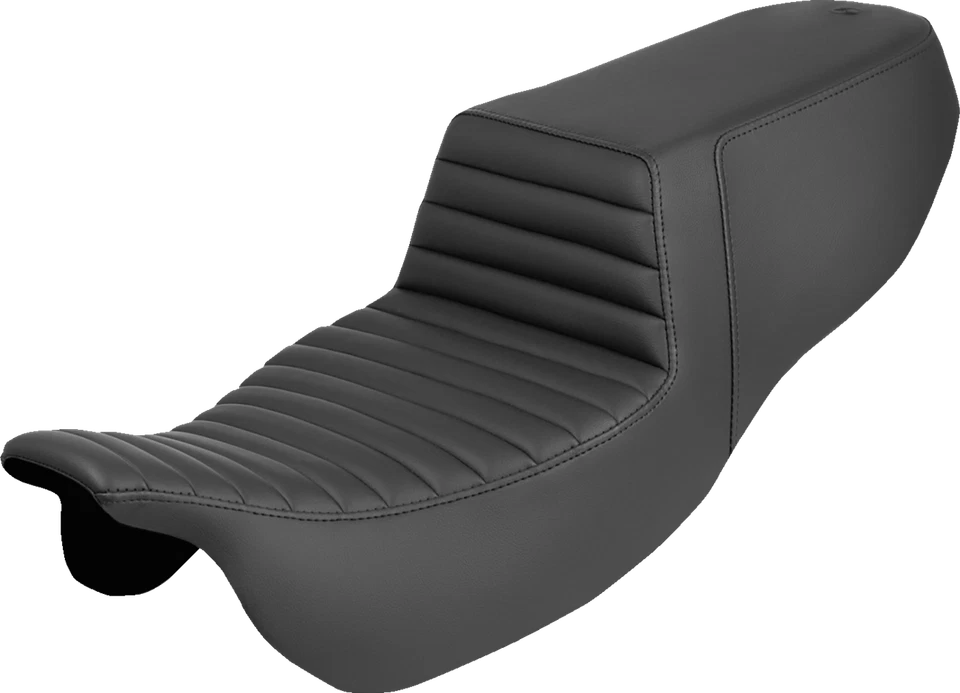 Asiento Saddlemen Step Up Tuck n Roll para Harley Freewheeler Road Glide 3 2015-2025 Foto 1 de 1