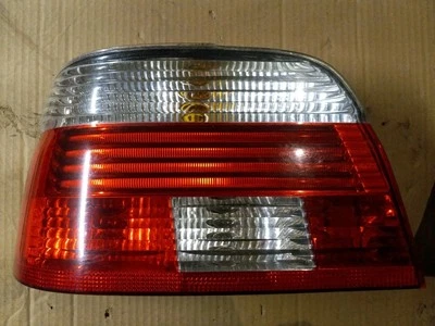 Conjunto de luz trasera izquierda para conductores originales BMW E39 M5 540i 530i 525i 2001-2003  Foto 1 de 3