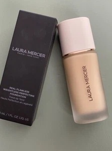 Laura Mercier Real Flawless Weightless Perfecting Foundation 30ml TW1 Cashmere - Picture 1 of 3