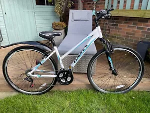 Dawes Discovery Stepthrough Ladies Hybrid Bike with 18 gears - White & Blue - Picture 1 of 11