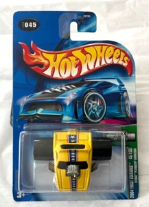 2004 Hot Wheels First Editions Fatbax Plymouth Barracuda #45  Yellow Brand New - Picture 1 of 8
