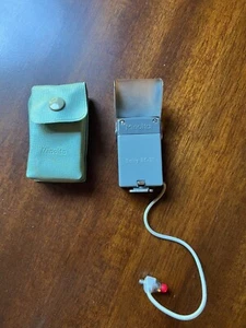 Vintage Minolta Baby BC-III Flash Gun for AG-1 Flash Bulbs - Picture 1 of 3