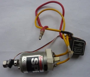 Retro / Sammler Graupner Speed 600 8,4V Motor mit Schalter Gleiter oder Flugzeuge, - Bild 1 von 8