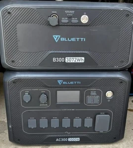 Sistema de energía solar Bluetti AC300+ B300 - Imagen 1 de 1