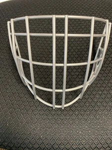 Tron X Goalie Straight Bar Cage - Picture 1 of 4