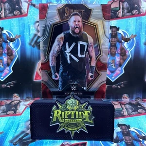 WWE Panini Select 2023 Concourse and Premier Level Base Cards #1-200 - Bild 1 von 131