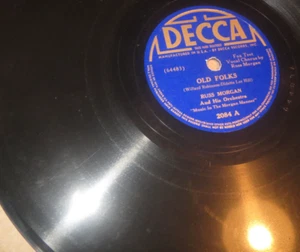 78RPM Decca 2084 Russ Morgan - Old Folks /v M Curtis - Tell Me with Kisses, E EX - Imagen 1 de 3