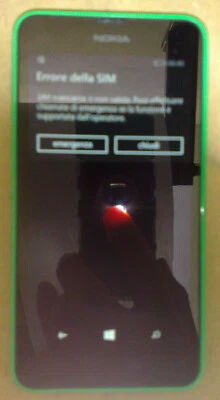 Nokia Lumia 635 Verde (RM-974) - solo con alimentatore - Immagine 1 di 2