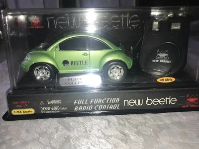 NOS 2002 NEW BRIGHT 924 RC 6"L Car BEETLE Green RADIO CONTROL 1:24 Scale 49 MHz - Image 1 of 4