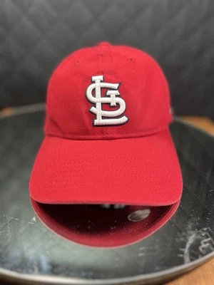 Nueva Gorra de los Cardenales de la Era de San Luis Gorra con Correa para Hombres Roja Blanca MLB Béisbol Foto 1 de 4