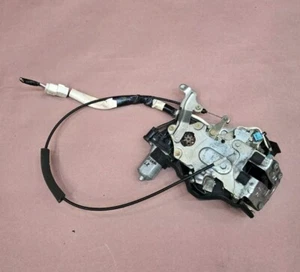 04-10 Toyota Sienna Left Rear Driver Sliding Door Latch Lock Actuator Motor OEM - Picture 1 of 12
