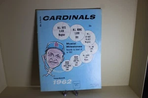 1962 ST LOUIS CARDINALS MLB YEARBOOK STAN MUSIAL Very good condition - Picture 1 of 7