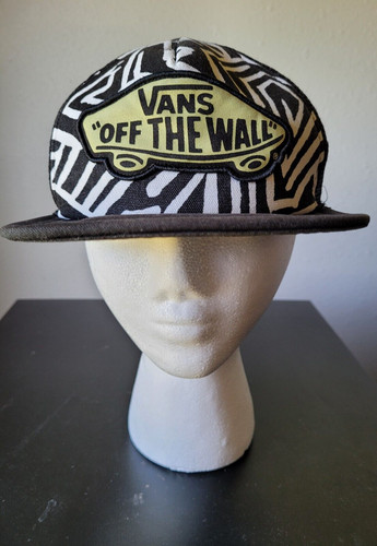 Cappello Vans bianco e nero a righe piatto fatturato