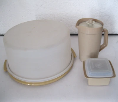 Vintage Tupperware großer Konditor + Piroschka Kanne mit Vakuumdeckel + Dose - Bild 1 von 2