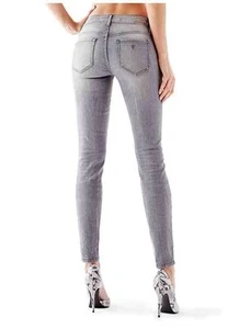 Guess Power Curvy Skinny Mid Rise Jeans Whirlwind Wash Regular Inseam Size 24 - Picture 1 of 12